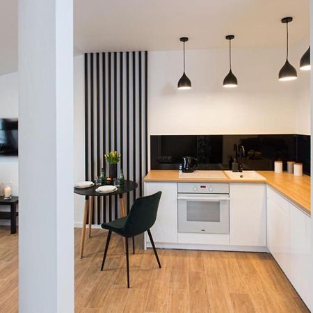 Apartament Bianco Verde Czestochowa Bagian luar foto